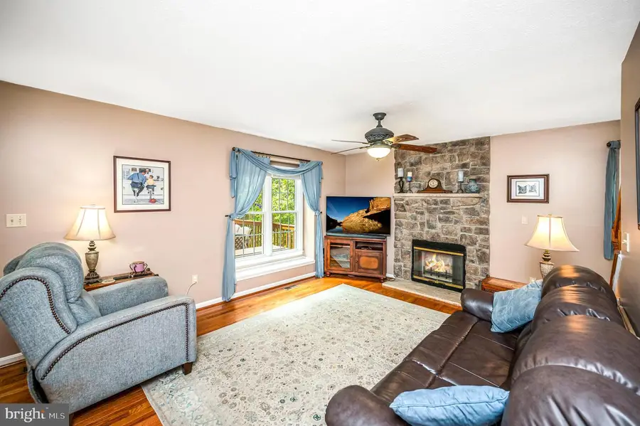 6602 Willow Pond Dr, Fredericksburg, VA 22407 - #2