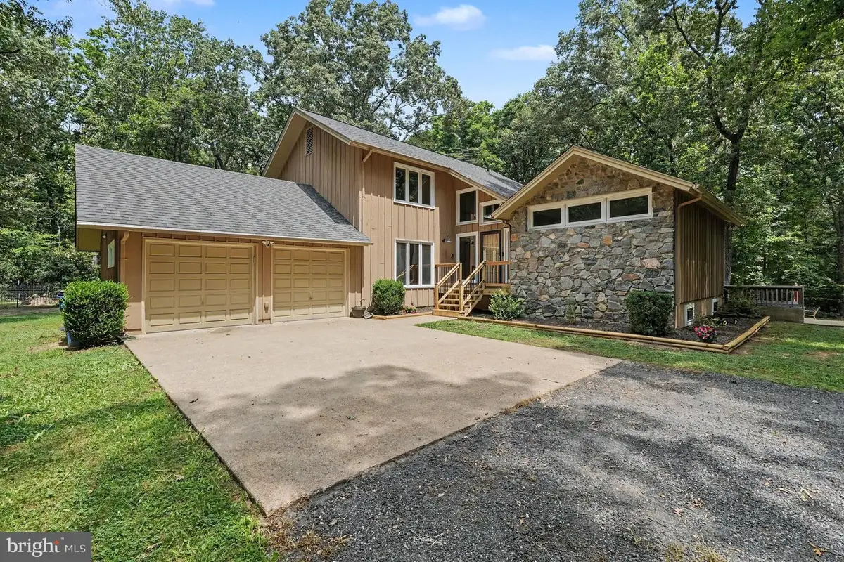 7005 River Rd, Fredericksburg, VA 22407 - #1