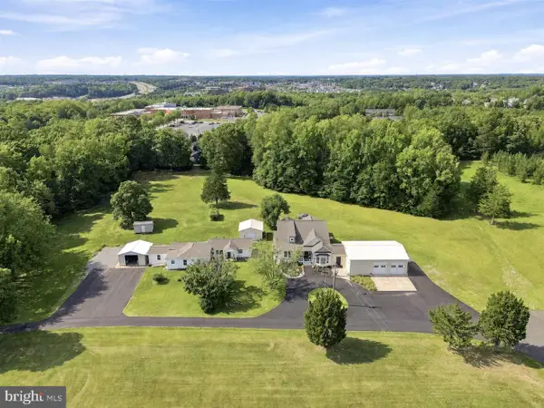 9820 Pratts Dr, FREDERICKSBURG, VA 22408