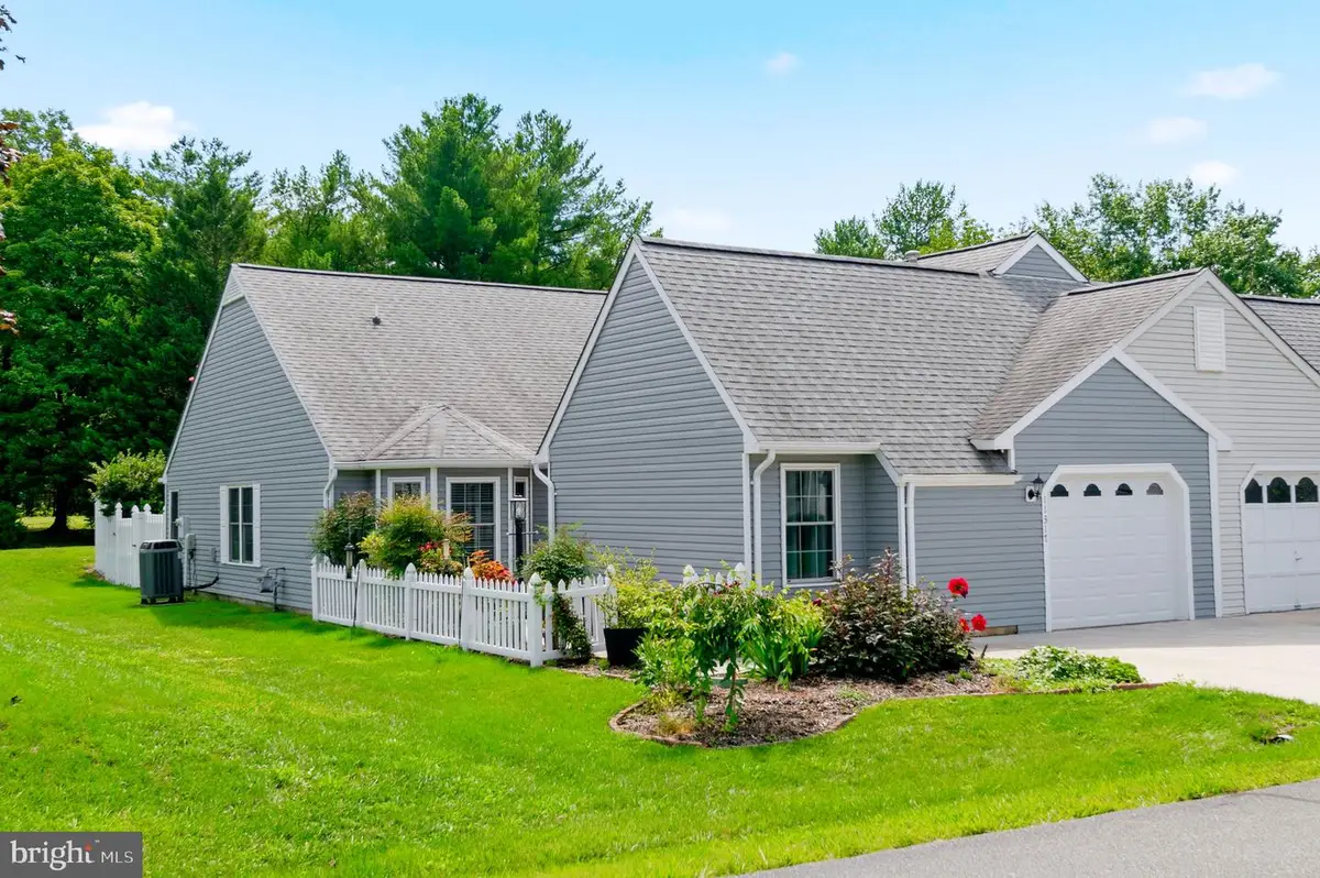 11317 Savannah Dr, Fredericksburg, VA 22407 - #1
