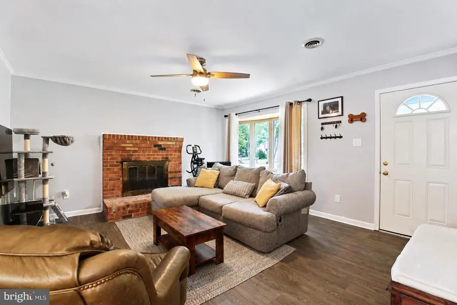 22 Teton Dr, Fredericksburg, VA 22408 - #3