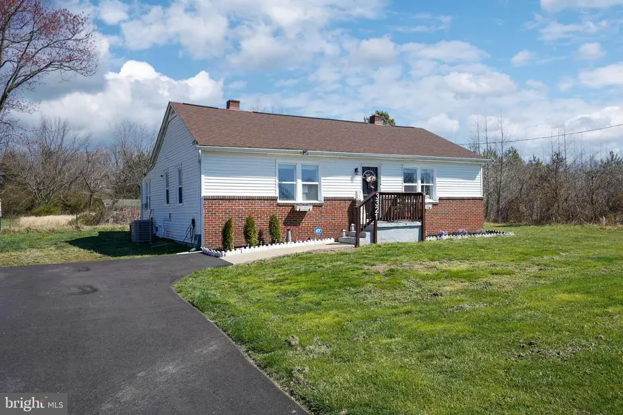 3321 Summit Crossing Rd, Fredericksburg, VA 22408 - #3