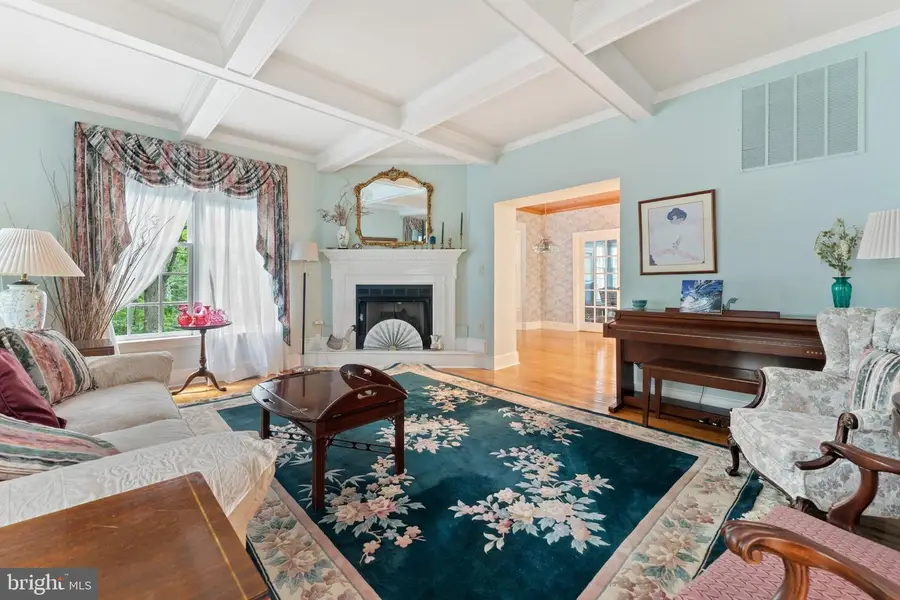 10037 Altamont Cir, Fredericksburg, VA 22408 - #3