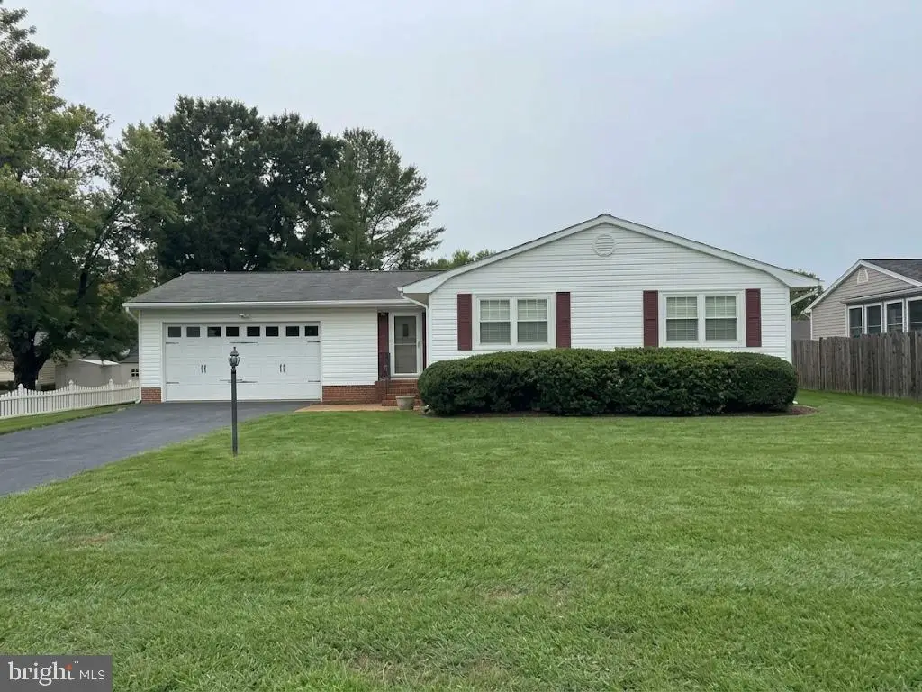 3903 Blake Dr, Fredericksburg, VA 22407 - #1