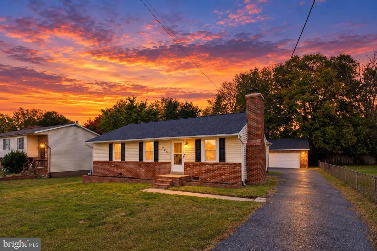 228 Church St, Fredericksburg, VA 22408 - #1