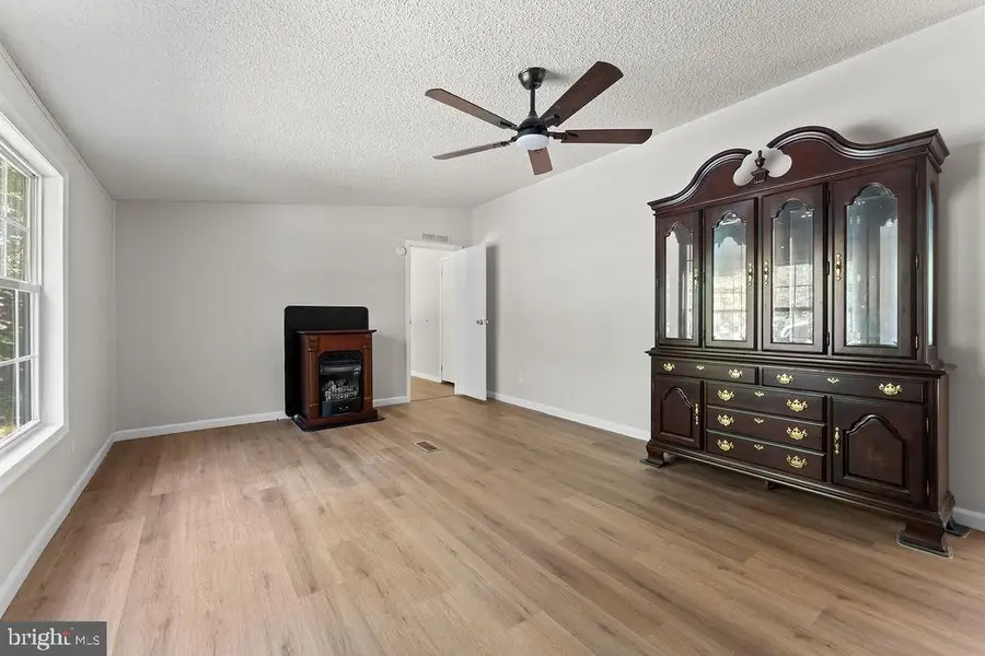 5404 Forest View Dr, Partlow, VA 22534 - #2