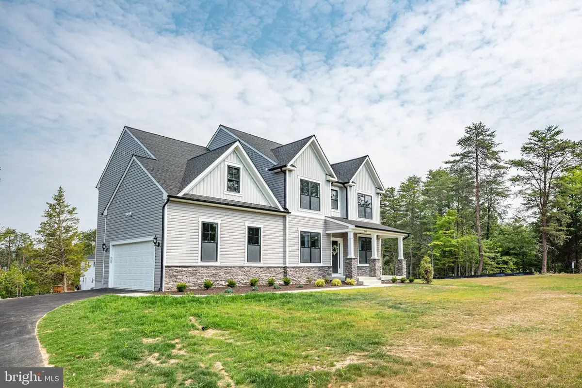 360 Greenbank Rd, Fredericksburg, VA 22406 - Image #1