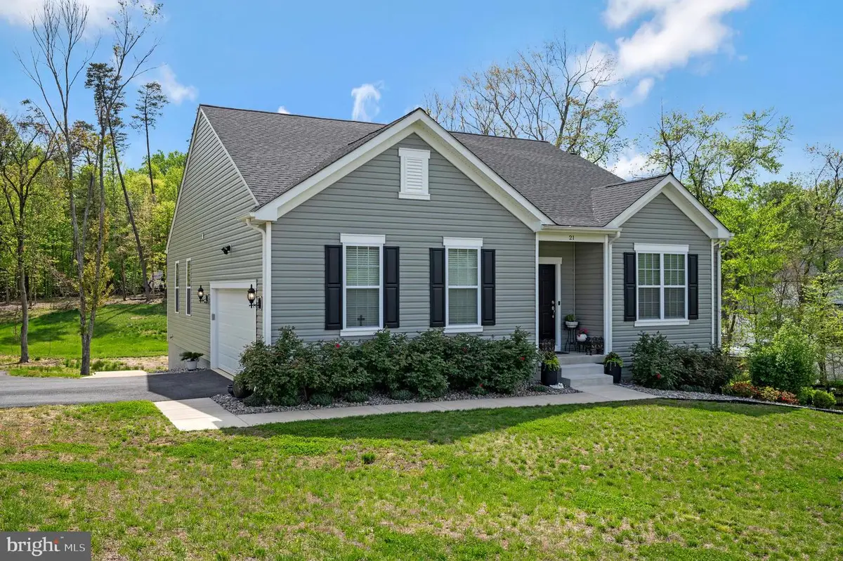 21 Walnut Grove Dr, Hartwood, VA 22406 - Image #1