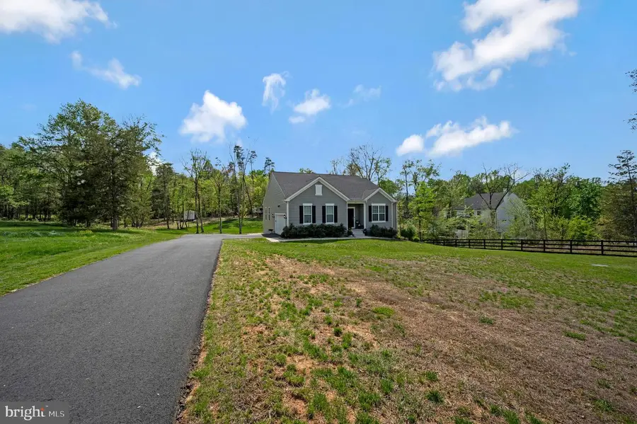 21 Walnut Grove Dr, Hartwood, VA 22406 - Image #3