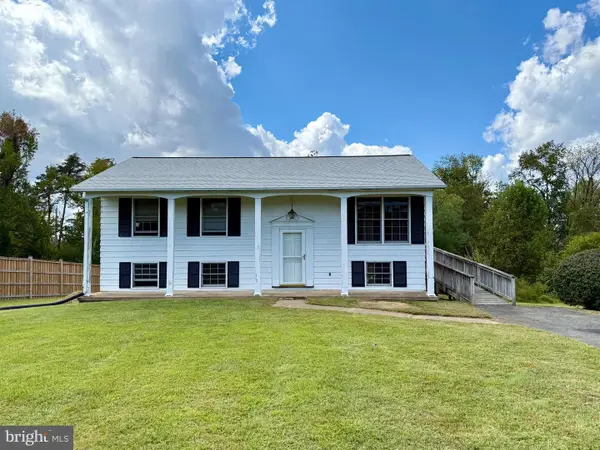 657 Truslow Rd, FREDERICKSBURG, VA 22406