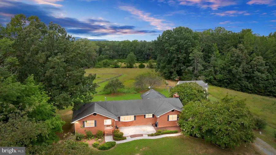 45 Bowling Farm Ln, Fredericksburg, VA 22406 - Image #3