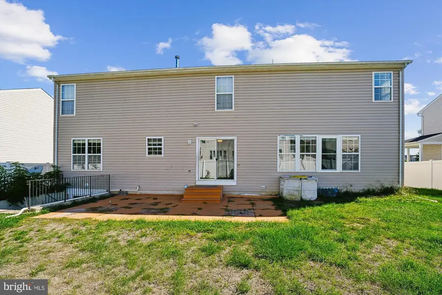 8 Mintwood Dr, Fredericksburg, VA 22405 - Image #2