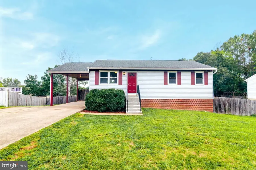 104 Stevens Dr, Stafford, VA 22556 - Image #2