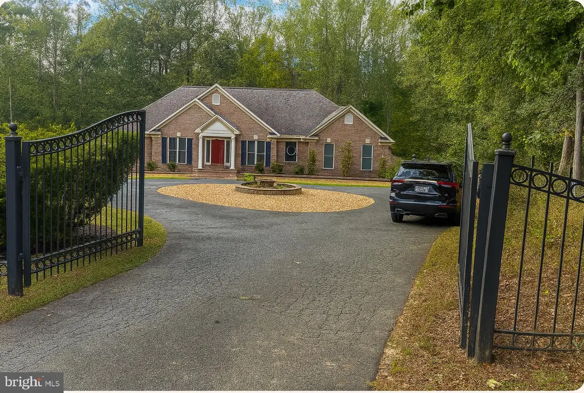 60 Longwood Dr, Stafford, VA 22556 - Image #1