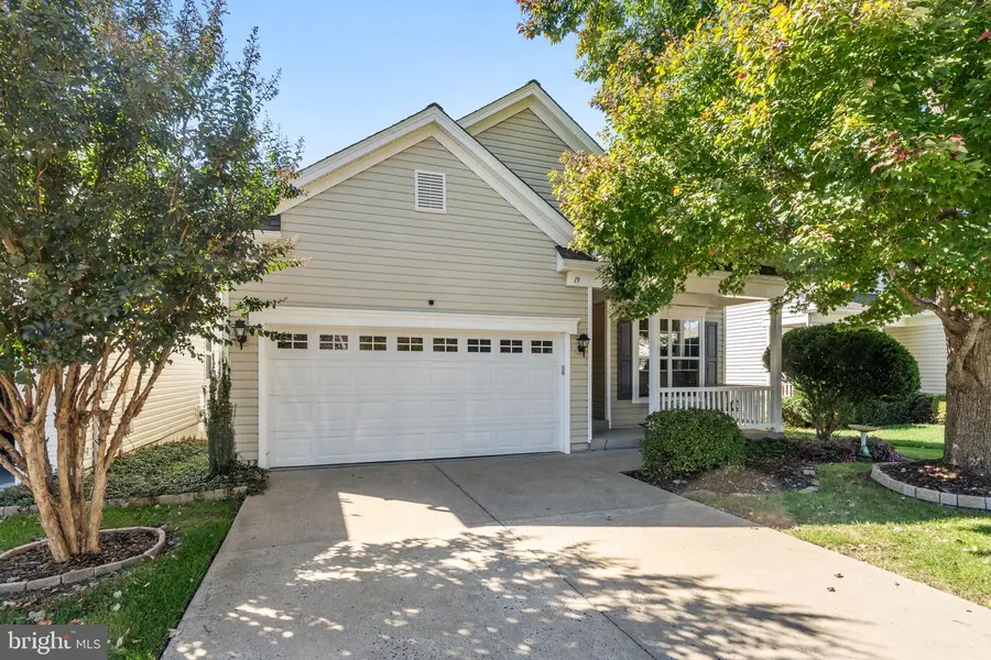 19 Hanover Ct, Fredericksburg, VA 22406 - Image #2