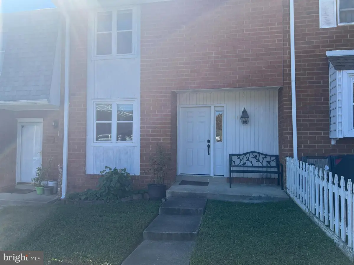 110 Oak Dr, Stafford, VA 22554 - Image #1