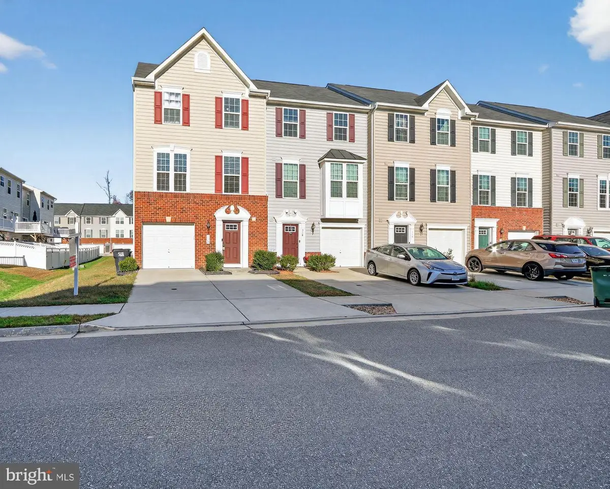 320 Streamview Dr, Fredericksburg, VA 22405 - Image #1