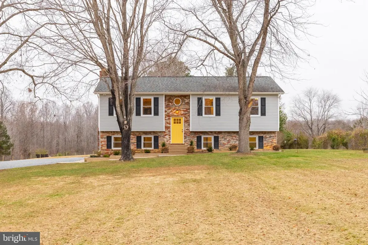 1251 Hartwood Rd, Fredericksburg, VA 22406 - Image #1
