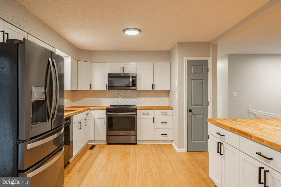 1251 Hartwood Rd, Fredericksburg, VA 22406 - Image #2