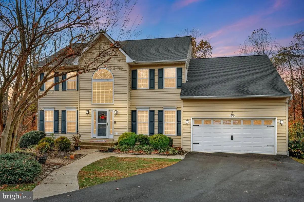 8 Oak Crest Ct, Fredericksburg, VA 22405 - Image #1
