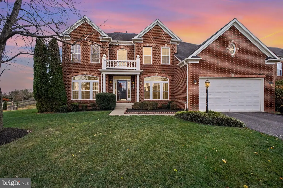 37 Palisades Dr, Stafford, VA 22554 - Image #1