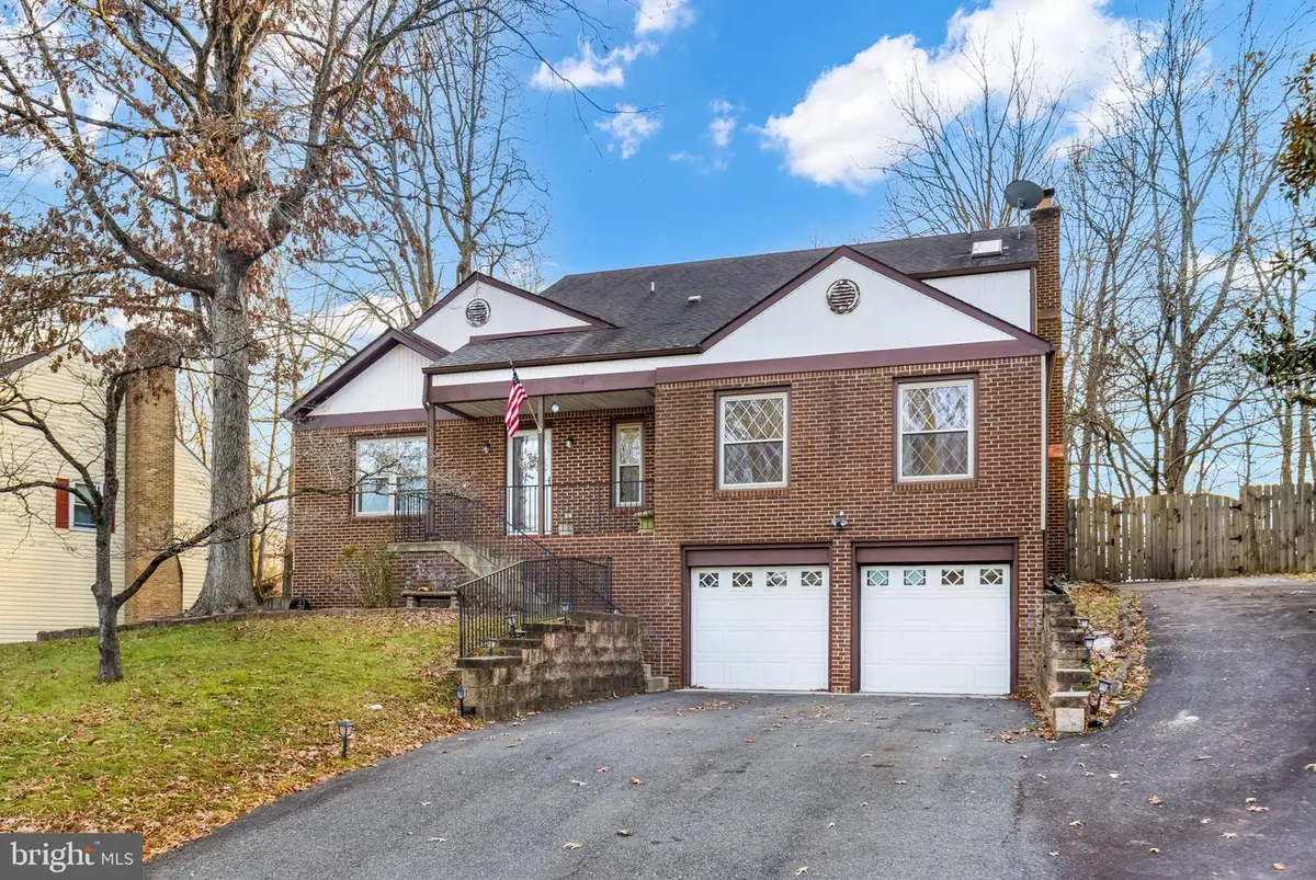 112 Oakwood Dr, Stafford, VA 22554 - Image #1