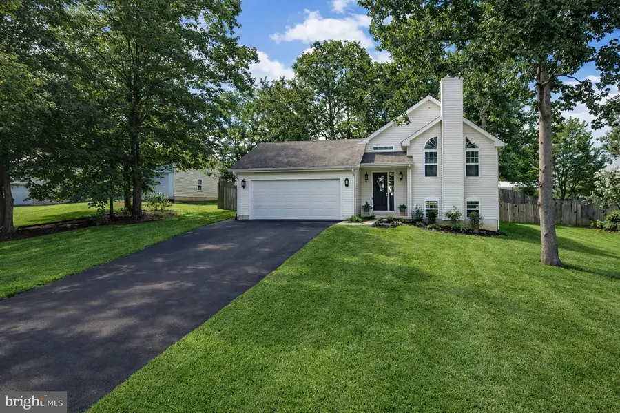 9 Brentwood Ln, Fredericksburg, VA 22405 - Image #3