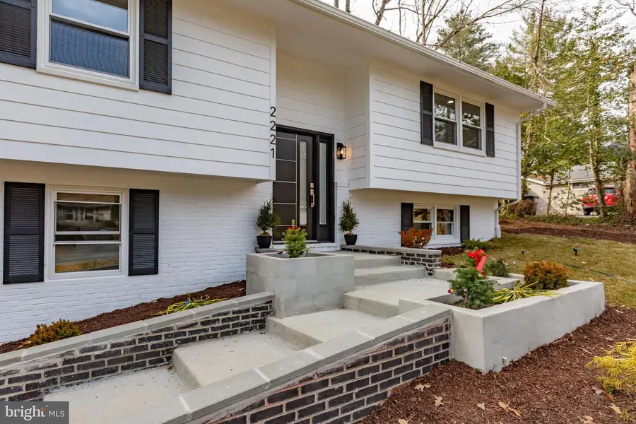 2221 Harpoon Dr, Stafford, VA 22554 - Image #3