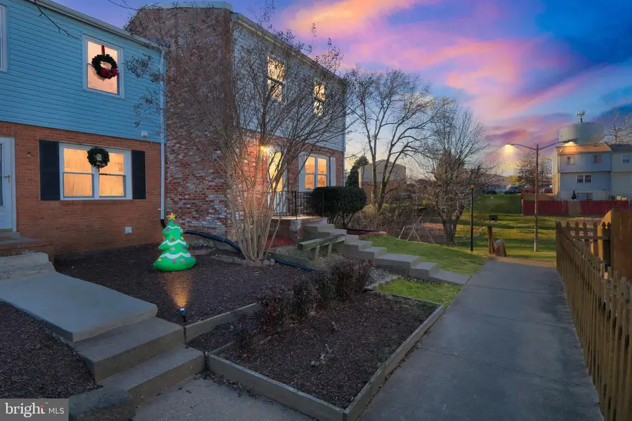 33 Bristol Ct, Stafford, VA 22556 - Image #2