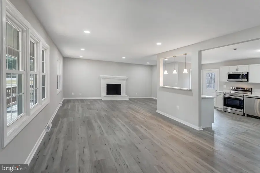 2115 Aquia Dr, Stafford, VA 22554 - Image #2