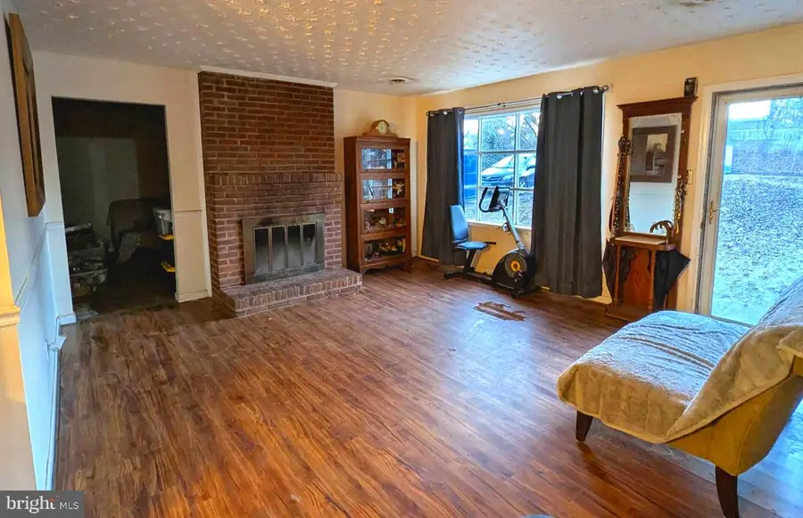 10 Hickory Ridge Dr, Fredericksburg, VA 22405 - Image #2