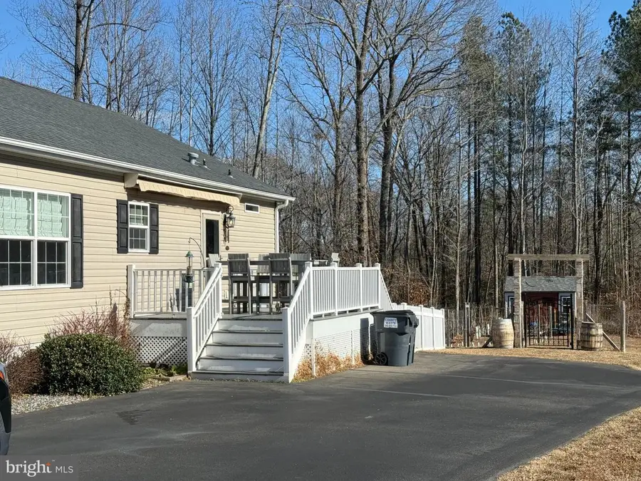 129 Hickory Hill Overlook Ct, Fredericksburg, VA 22405 - Image #3