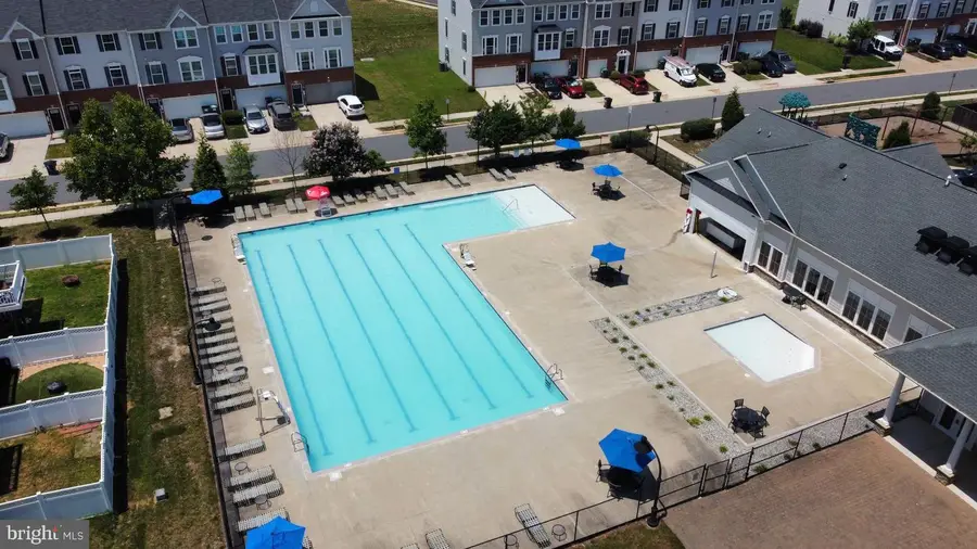 706 Rolling Valley Dr, Fredericksburg, VA 22405 - Image #3