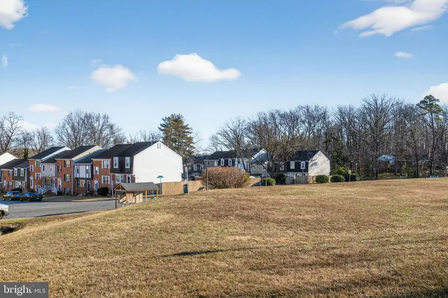 1012 James Madison Cir, Fredericksburg, VA 22405 - Image #2