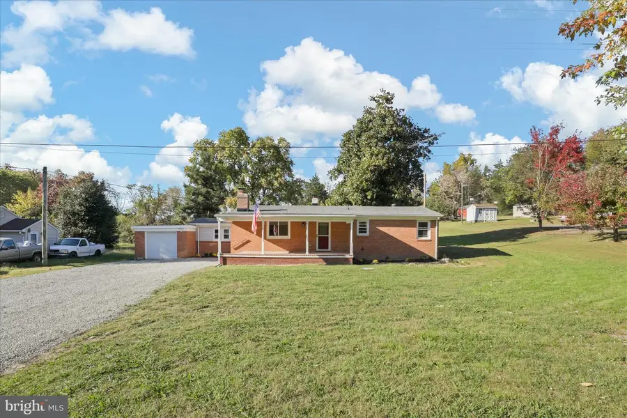 347 Forest Lane Rd, Fredericksburg, VA 22405 - #2