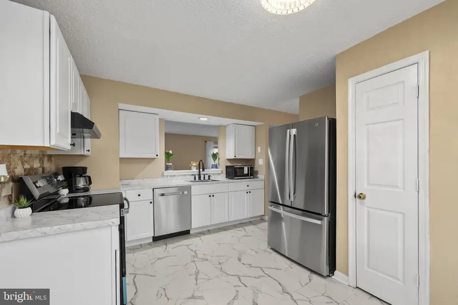 607 Knollwood Ct, Stafford, VA 22554 - #3