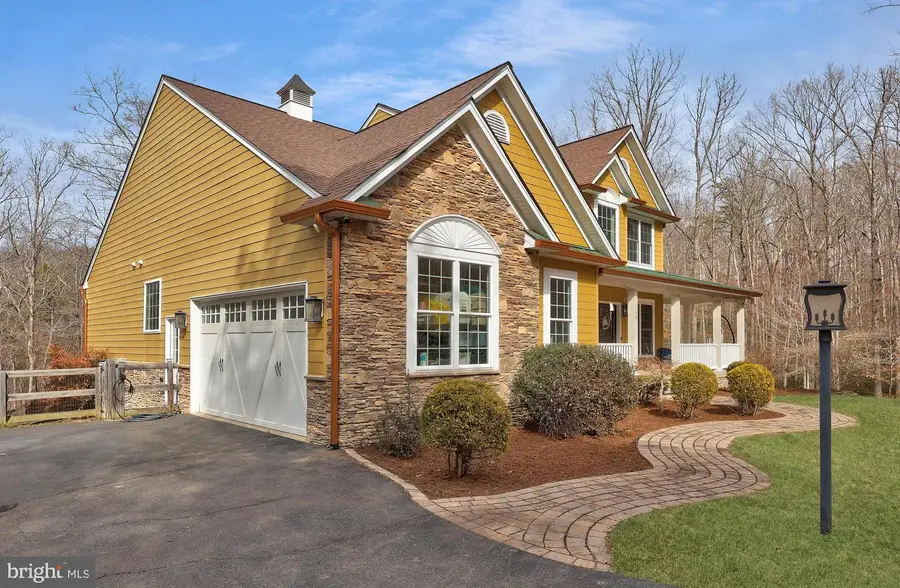 160 Queen Laurens Ct, Fredericksburg, VA 22406 - #3