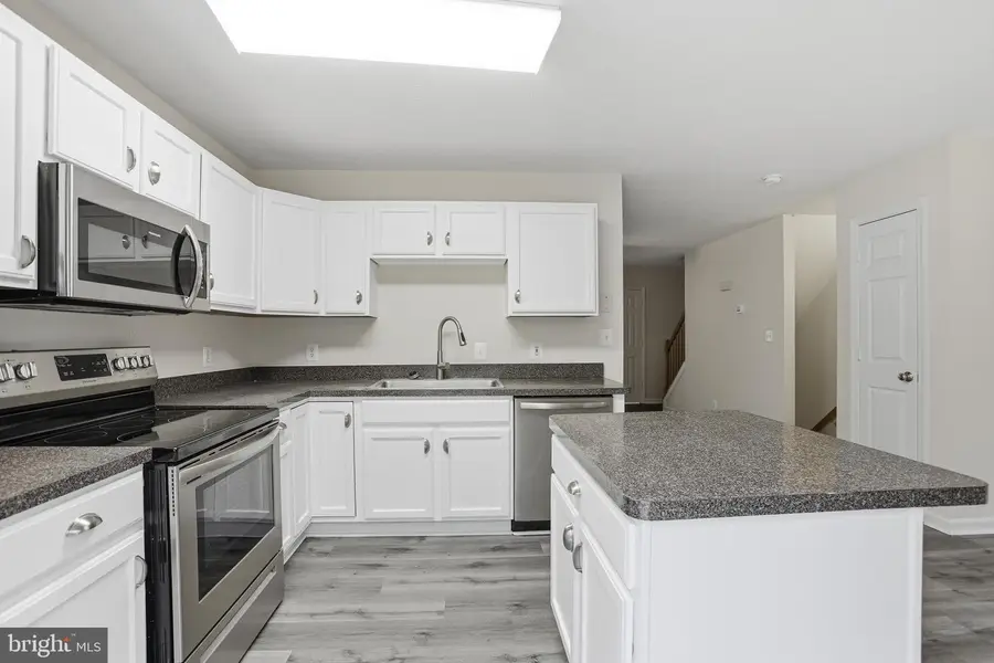 105 Meredith Ln, Fredericksburg, VA 22405 - #2