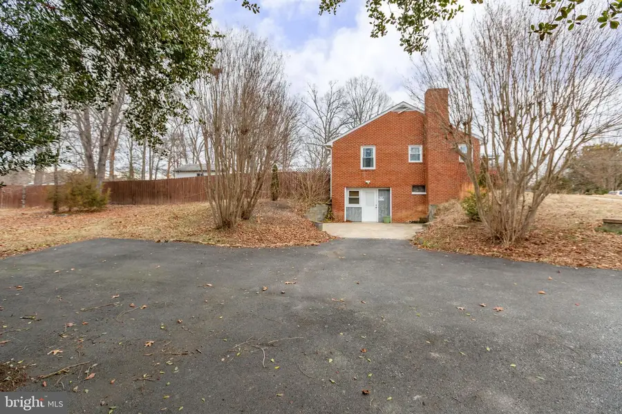 80 Ferry Rd, Fredericksburg, VA 22405 - #3