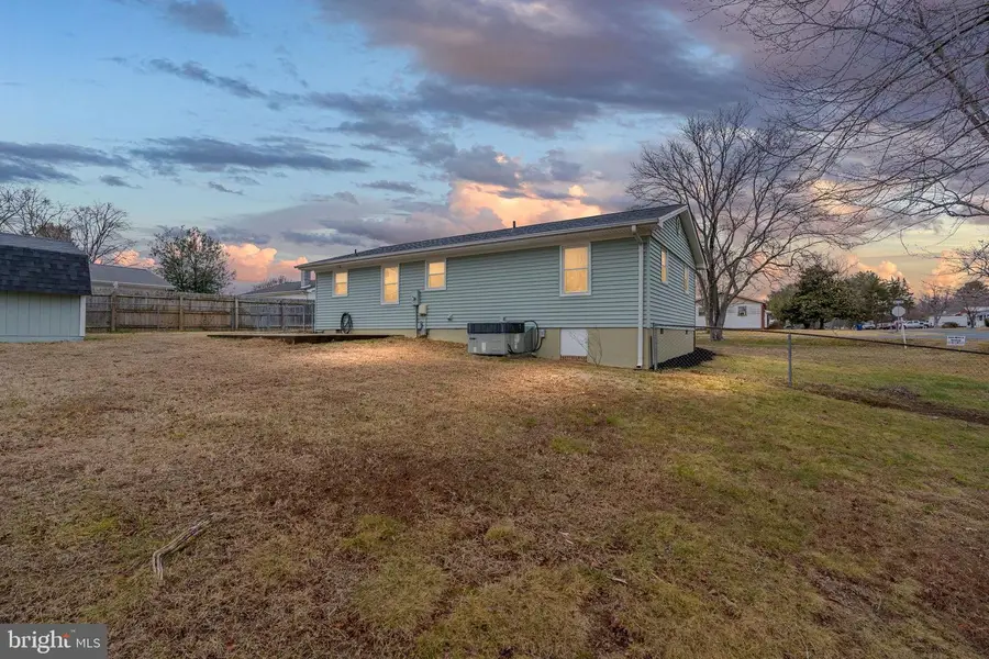 402 Sullivan Dr, Fredericksburg, VA 22405 - #2