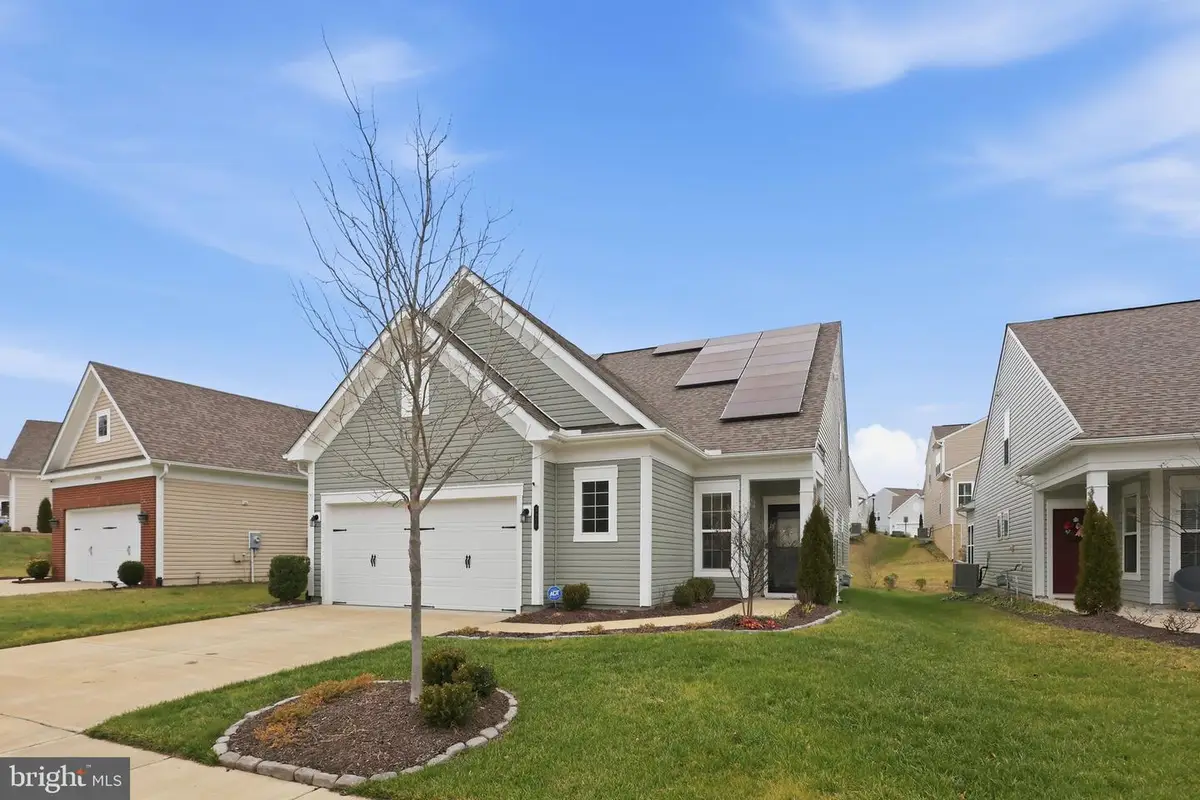 5950 Avery Point Dr, Fredericksburg, VA 22406 - #1