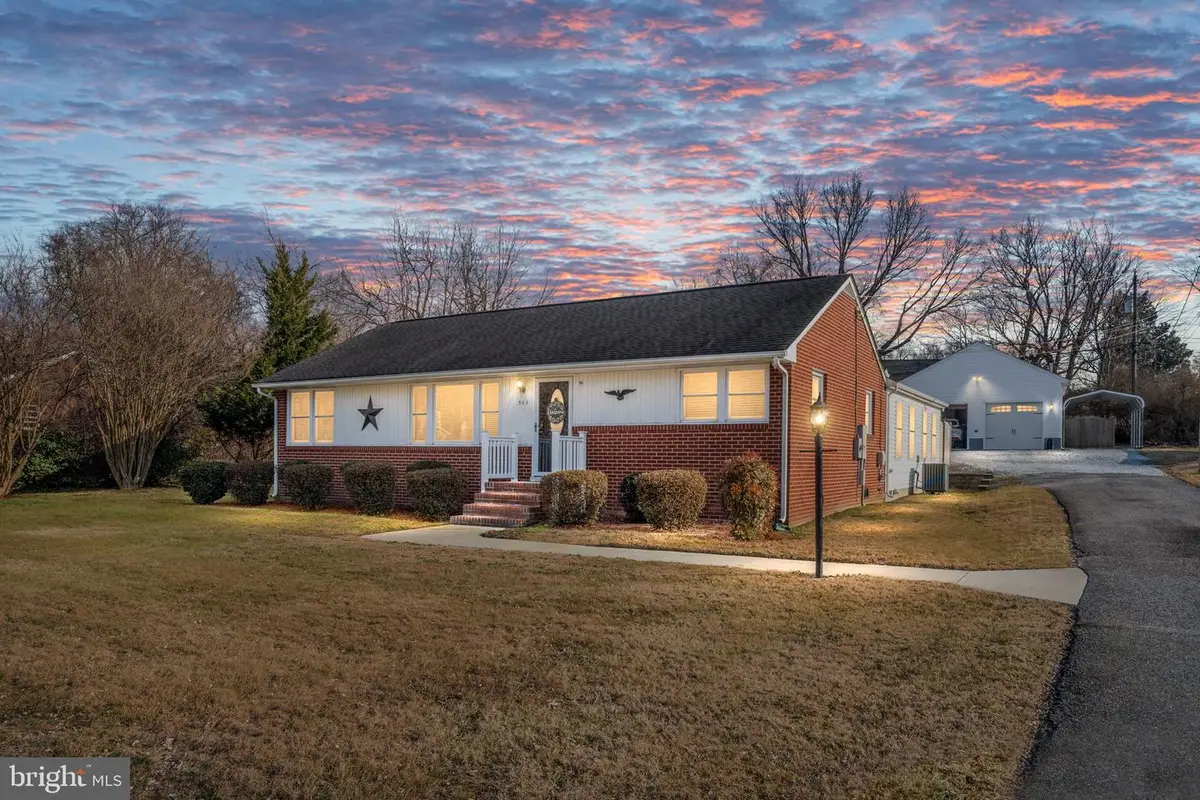 511 Ferry Rd, Fredericksburg, VA 22405 - #1