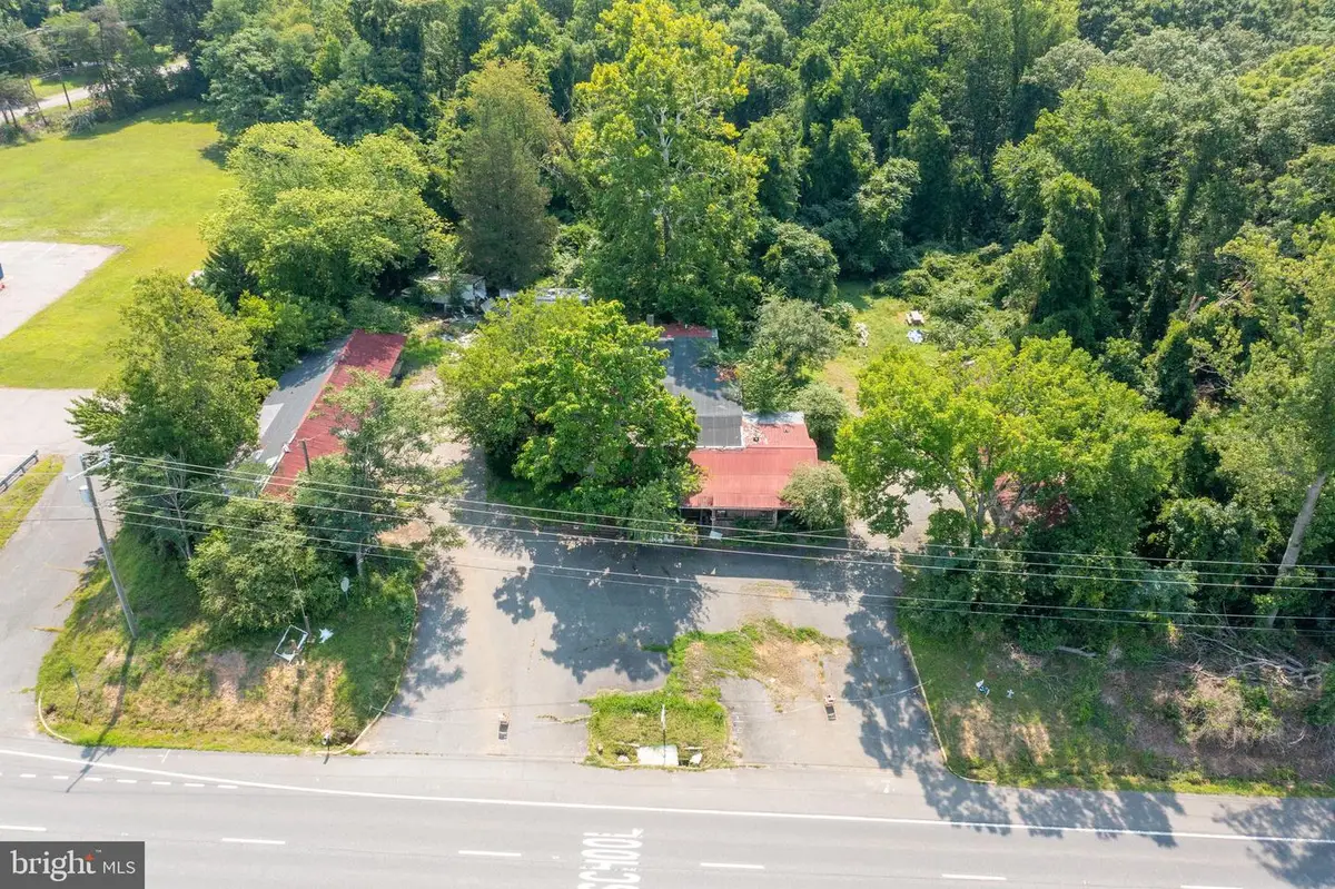 436 Cambridge St, Fredericksburg, VA 22405 - #1