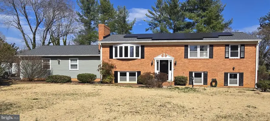 301 Ingleside Dr, Fredericksburg, VA 22405 - #3