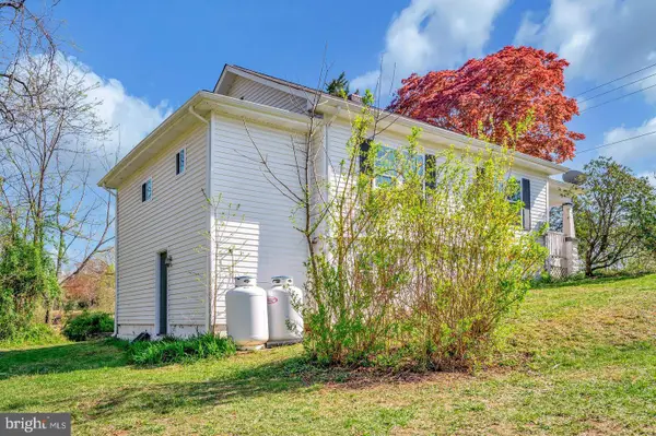 1588 Mountain View Rd, STAFFORD, VA 22554