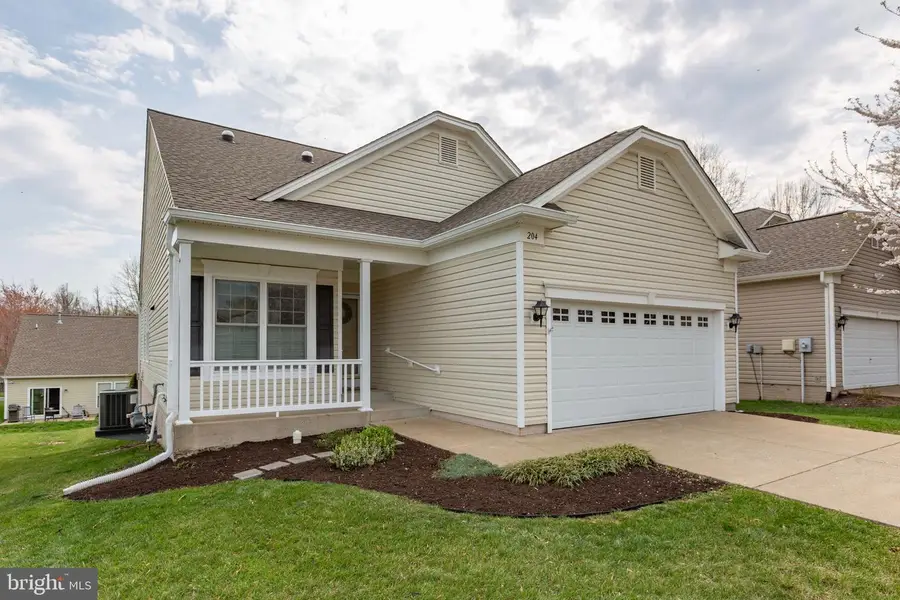 204 Bridgewater Cir, Fredericksburg, VA 22406 - #2