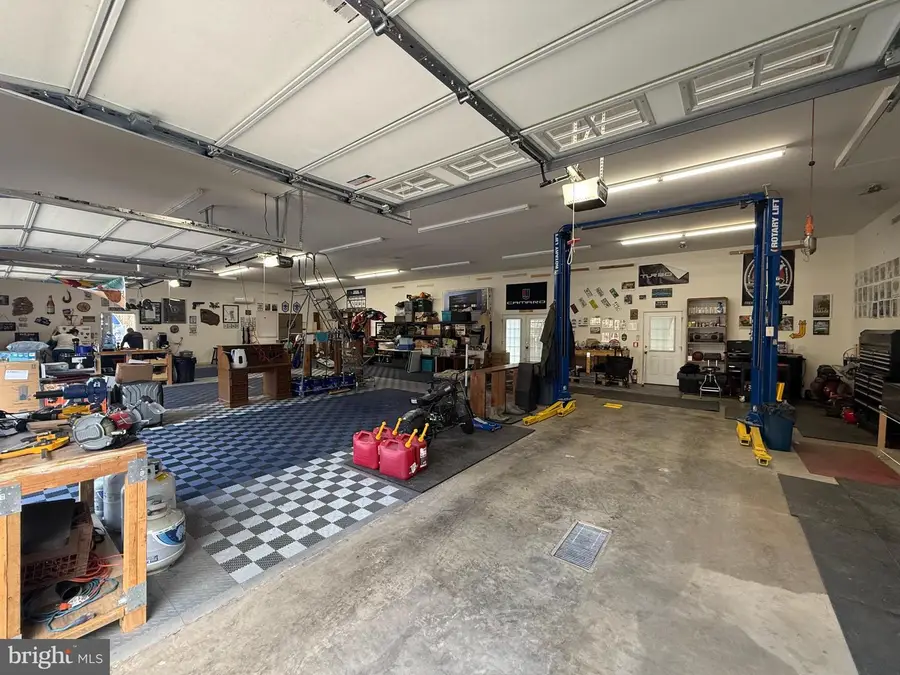 241 Cropp Rd, Fredericksburg, VA 22406 - #2