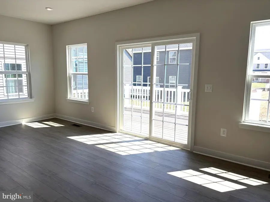 206 Jaffa Ct, Stafford, VA 22554 - #2