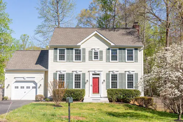 2 Greenland Ct, FREDERICKSBURG, VA 22405