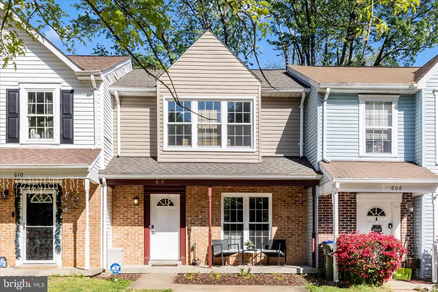 608 Cabin Ct, Stafford, VA 22554 - #2